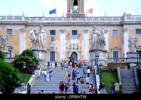 L'escalier Cordonata menant à la Piazza Campidoglio à Rome, Italie Banque D'Images