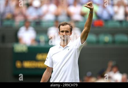 Photo du dossier datée du 01-07-2021 de Daniil Medvedev. Le numéro trois mondial des hommes Daniil Medvedev et le numéro deux des femmes Aryna Sabalenka entre autres seront de retour en action et c'est évidemment une bonne chose pour l'intégrité d'un tournoi de tennis. Date de publication : lundi 26 juin 2023. Banque D'Images