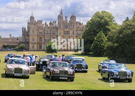 Rallye annuel et concours d'élégance des Rolls-Royce et Bentley se tiennent à Burghley House Banque D'Images