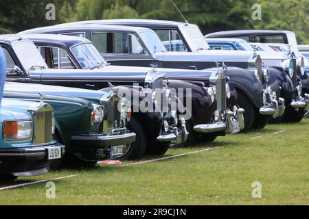 Rallye annuel et concours d'élégance des Rolls-Royce et Bentley se tiennent à Burghley House Banque D'Images