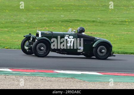 Jonathan Lupton, Darren Turner, Aston Martin Team car LM4, le « Mad Jack » pour les voitures de sport d'avant-guerre, une course de quarante-cinq minutes pour les voitures emblématiques d'avant-guerre, m Banque D'Images