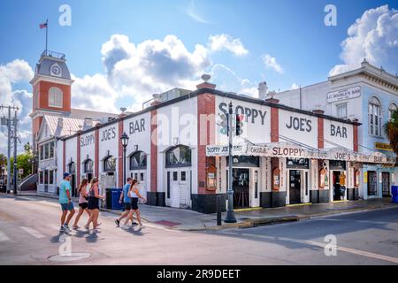 Sloppy Joes Bar, Duval Street Key West, Floride, États-Unis Banque D'Images