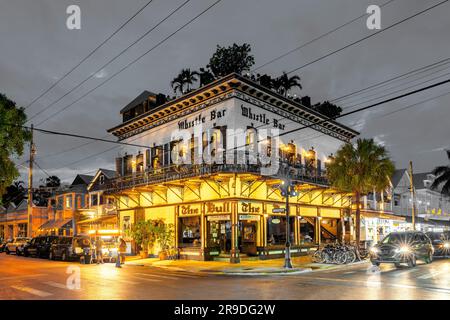 Duval Street, typique célèbre Architecture Key West, Floride, États-Unis Banque D'Images