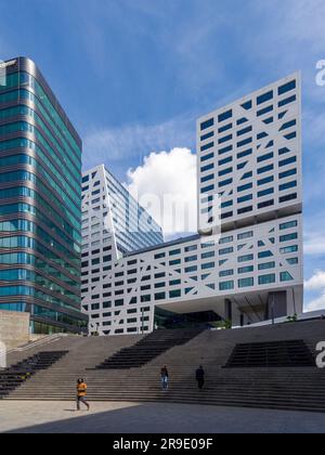 Architecture moderne à côté de la gare centrale d'Utrecht dans la ville d'Utrecht, pays-Bas, Europe. Banque D'Images