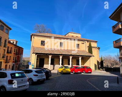 Ségovie, Espagne - 18 février 2022: Cueva de Santo Domingo de Guzman est une petite église à Ségovie, Espagne. Banque D'Images