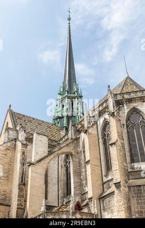 L'extérieur de la Cathédrale Saint-bénigne, Dijon, France. Banque D'Images