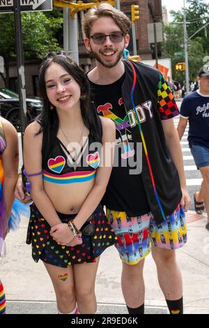 La New York City Pride March attire des millions de personnes à Manhattan, États-Unis, le 25 juin 2023 Banque D'Images