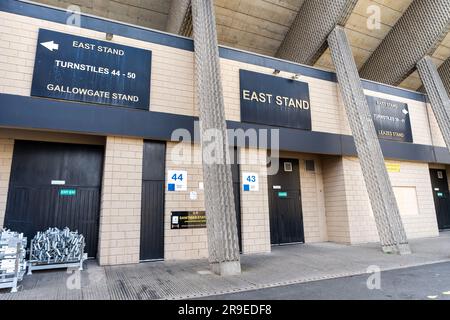 Newcastle upon Tyne, Royaume-Uni. 26th juin 2023. East Stand of Newcastle United Stadium, St James Park, comme le club annonce un nouveau East Stand is, « en discussion sérieuse ». Le réaménagement proposé comporte des défis, en raison de la terrasse Leazes classée de catégorie I et de la terrasse St James' classée de catégorie II, à proximité. Credit: Hazel Plater/Alay Live News Banque D'Images