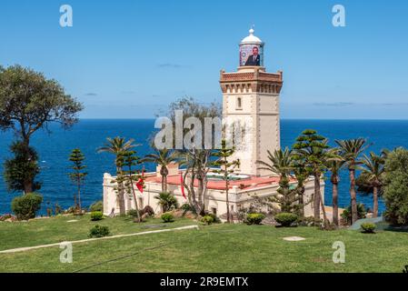 Phare pittoresque à Cap Spartel près de Tanger, Maroc Banque D'Images