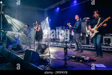 Glastobory, Royaume-Uni, 25/06/2023, loin des Saints qui se sont produits au Glastonbury Festival 2023, Royaume-Uni. 25th juin 2023. Crédit: Alamy Live News/Charlie Raven crédit: Charlie Raven/Alamy Live News Banque D'Images