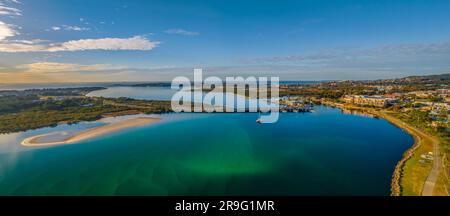 Swansea est une ville à l'entrée du lac Macquarie de l'océan Pacifique en Nouvelle-Galles du Sud, en Australie. Il fait partie des gouvernorats locaux de la ville de Lake Macquarie Banque D'Images