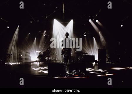 Le groupe de rock indépendant américain Interpol, se produit en direct à Turin, 2023-06-26 Banque D'Images