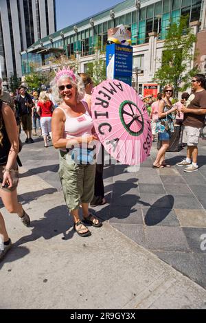 Les manifestants à la Convention démocratique Denver CO Banque D'Images