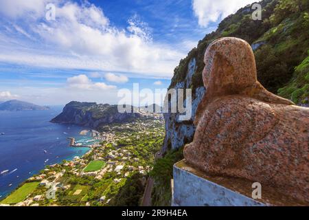 Capri, Italie d'en haut, lors d'une belle journée. Banque D'Images