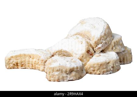Cookies Kavala isolés sur fond blanc. Biscuits aux amandes douces. Produits de boulangerie. gros plan Banque D'Images