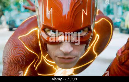 LE FLASH 2023 Warner Bros. Films Pictures/DC Studios avec Ezra Miller Banque D'Images