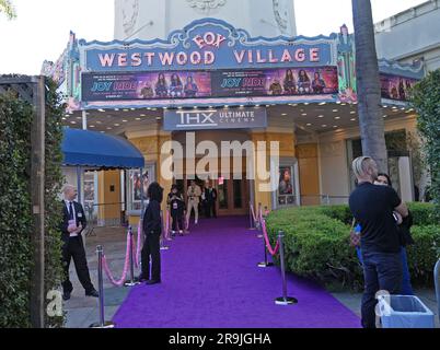 Ambiance au LIONSGATE's JOY RIDE Los Angeles première tenue au Regency Village Theatre à Westwood, CA, lundi, ?26 juin 2023. (Photo de la Sathanlee B. Mirador/Sipa USA) Banque D'Images