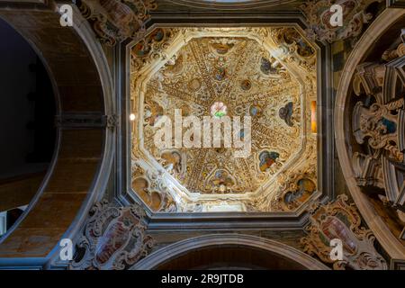 Intérieur de la cathédrale Saint-Gerland, Agrigento, Sicile, Italie. Duomo di Agrigento, Catedrale Metropolitana di San Gerlando Banque D'Images