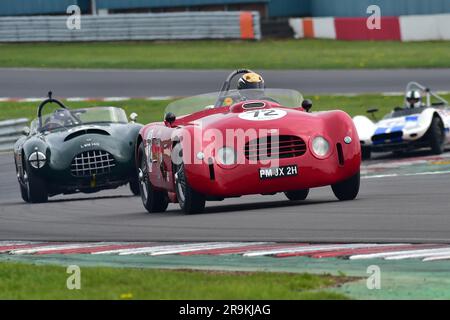 Andy Newall, Erich Stahler, Allard J2X le Mans, Rick Willmott, Joe Willmott, Jaguar XK140 Gomm Special, MRL RAC Woodcote Trophy et Stirling Moss Trophy Banque D'Images