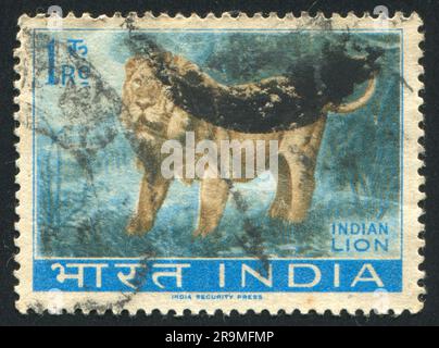 INDE - VERS 1962: Timbre imprimé par l'Inde, montre le lion indien, vers 1962 Banque D'Images