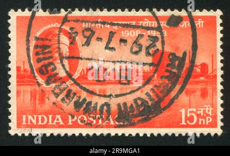 INDE - VERS 1958: Timbre imprimé par l'Inde, montre J. N. Tata et Steel Works, Jamshedpur, vers 1958 Banque D'Images