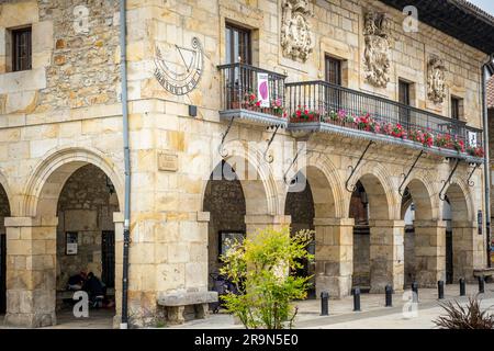 Hôtel de ville, place Nagusia, Otxandio, pays Basque, Espagne Banque D'Images