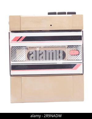 Lecteur de cassettes stéréo portable rétro de 80s. Traduction en anglais : magnétophone (inscription en russe) Banque D'Images