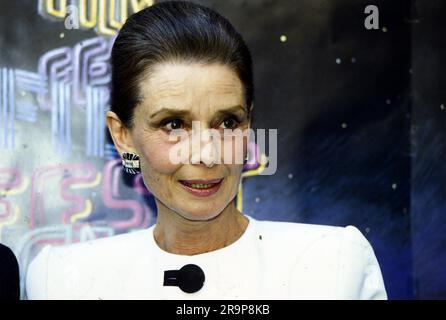 Hepburn, Audrey, 4.5.1929 - 20,1.1993, actrice britannique, portrait, INFO-AUTORISATION-DROITS-SUPPLÉMENTAIRES-NON-DISPONIBLE Banque D'Images