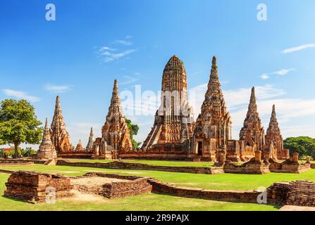 La pagode du temple de Wat Chaiwatthanaram est l'un des célèbres temples d'Ayutthaya, en Thaïlande. Temple dans le parc historique d'Ayutthaya, Ayutthaya, Thaïlande. UNE Banque D'Images