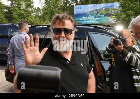 Karlovy Vary, République tchèque. 28th juin 2023. L'acteur et musicien australien Russell Crowe arrive au Festival international du film de Karlovy Vary (KVIFF) de 57th, à 28 juin 2023, à Karlovy Vary, en République tchèque. Crédit: Slavomir Kubes/CTK photo/Alamy Live News Banque D'Images