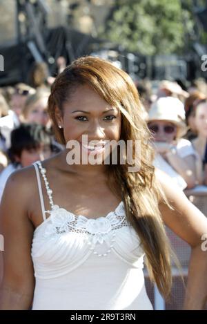Paulini Curuenavuli des jeunes Divas la Grande finale australienne de l'Idol 2007 qui s'est tenue à l'Opéra de Sydney, où les deux autres participants, Matt Corby, 17 ans, et Natalie Gauci, 25 ans, ont remporté les honneurs avec Natalie Gauci qui a été déclarée gagnante pour 2007. Sydney, Australie. 25.10.07. Banque D'Images