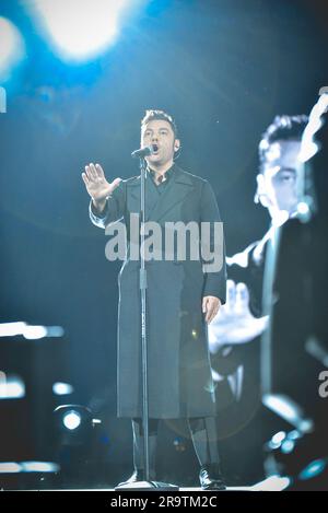 28 juin 2023, Naples, Italie : le chanteur italien Tiziano Ferro se produit en direct au stade Maradona à Naples avec sa tournée de TZN2023. (Credit image: © Paola Visone/Pacific Press via ZUMA Press Wire) USAGE ÉDITORIAL SEULEMENT! Non destiné À un usage commercial ! Banque D'Images