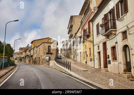 Buonalbergo, Campanie, Italie ruelles du centre historique Banque D'Images