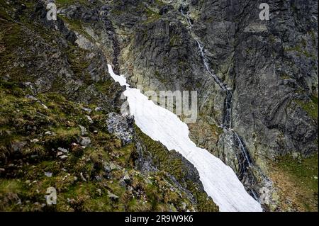 Un paysage de montagne exceptionnel des Hautes Tatras. Vue depuis le col de Lomnicka. Banque D'Images