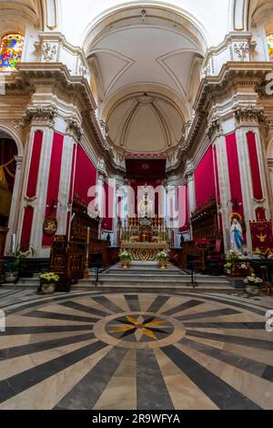 Intérieur du Duomo de San Giorgio Ragusa, Sicile, Italie. Le Duomo de San Giorgio (Cathédrale de Saint George) est une église baroque située à Ragusa Ibla, Banque D'Images