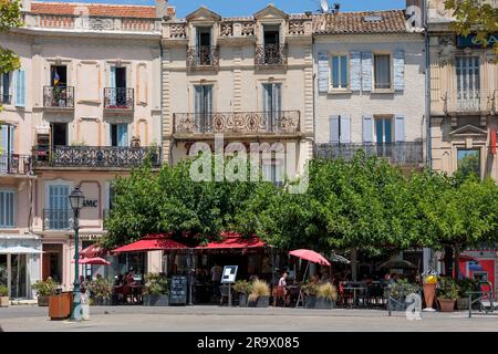 Scène de rue Forcalquier Provence-Alpes-Côtes d'Azur France Banque D'Images