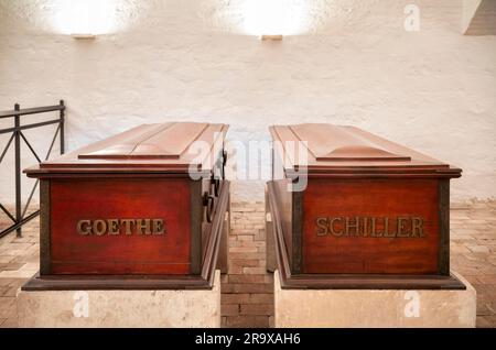 Tombe, cercueils de Johann Wolfgang von Goethe et Friedrich Schiller, crypte de Weimar, cimetière historique, Weimar, Thuringe, Allemagne Banque D'Images