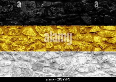 Drapeau impérial russe avec un aigle à double tête. Le premier drapeau officiel de l'Empire russe et le drapeau des célébrations sur la texture. Co Banque D'Images