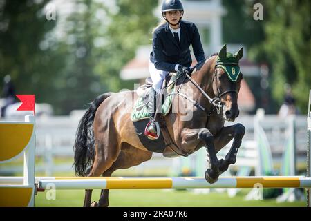 Florencial Vega du Mexique en compétition au salon panaméricain de Spruce Meadows à Calgary, Alberta, Canada, on 28 juin 2023. Banque D'Images