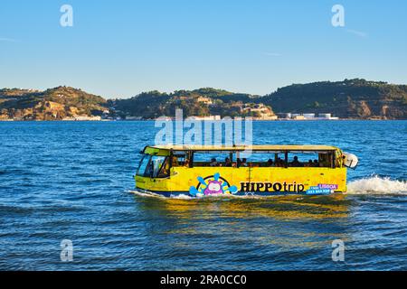 Bus touristique amphibie HIPPOtrip à Tage Banque D'Images