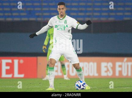 Montevideo, Uruguay. 29th avril 2023. Eder of America Mineiro, pendant le match entre Penarol et America Mineiro pour la ronde 6st du Groupe F de Conmebol Sul-Americana 2023, au Stade Centenario, à Montevideo, Uruguay sur 29 juin. Photo: Piscine Pelaez Burga/DiaEsportivo/DiaEsportivo/Alay Live News crédit: DiaEsportivo/Alay Live News Banque D'Images