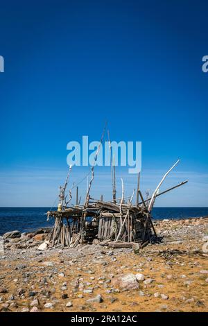 Cabane de plage de Driftwood, île de Roeroe, archipel, Göteborg, Suède Banque D'Images
