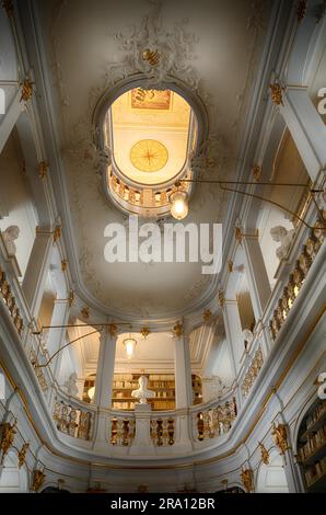 Bibliothèque de la Duchesse Anna Amalia, Rococo Hall, vue intérieure, Weimar, Thuringe, Allemagne Banque D'Images