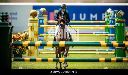 Shawn Casady, des États-Unis, participe au salon panaméricain de Spruce Meadows à Calgary, Alberta, Canada, sur 29 juin 2023. Banque D'Images