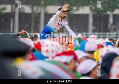 Bilbao, Espagne 20230629.Peter Sagan de Totalénergies lors de la présentation de l'équipe avant le Tour de France 2023. La présentation a lieu jeudi soir au Musée Guggenheim de Bilbao, en Espagne. Photo: Fredrik Varfjell / NTB Banque D'Images