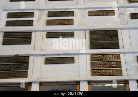 Los Angeles, Californie, Etats-Unis 25th juin 2023 l'acteur Otto Fries tombe et l'actrice Mildred juin tombe dans le mausolée de la cathédrale au cimetière d'Hollywood Forever sur 25 juin 2023 à Los Angeles, Californie, Etats-Unis. Photo par Barry King/Alay stock photo Banque D'Images