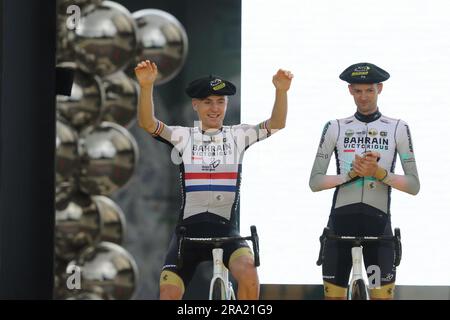 Fred Wright nouveau champion britannique pour Bahreïn équipe victorieuse, à la présentation tour de france 2023 à Bilbao Banque D'Images