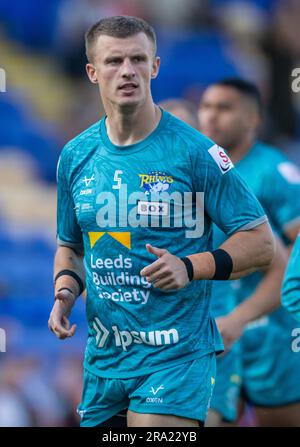 Warrington, Cheshire, Angleterre 29th juin 2023. Leeds Rhinos Ash Handley se promène devant les échauffements, pendant Warrington Wolves V Leeds Rhinos au stade Halliwell Jones, The Betfred Super League, Warrington (Credit image: ©Cody Froggatt/Alamy Live news) Banque D'Images