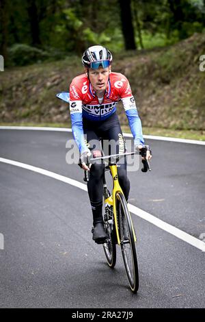 Bilbao, Danemark. 30th juin 2023. Dutch Dylan Van Baarle de Jumbo-Visma photographié lors d'une session de formation pour l'édition 110th de la course cycliste Tour de France, à Bilbao, Espagne, vendredi 30 juin 2023. Le Tour de France de cette année a lieu du 01 au 23 juillet 2023 et commence par trois étapes en Espagne. BELGA PHOTO DIRK WAEM crédit: Belga News Agency/Alay Live News Banque D'Images