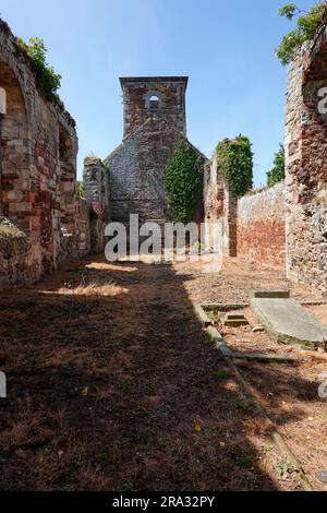 Intérieur, Old St. Andrew’s Kirk ports Ruins, North Berwick, East Lothian, Écosse, Royaume-Uni. Banque D'Images